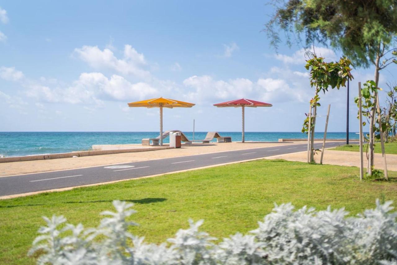 Tranquil Stay Near The Beach By Sea N' Rent Naharija Exteriér fotografie